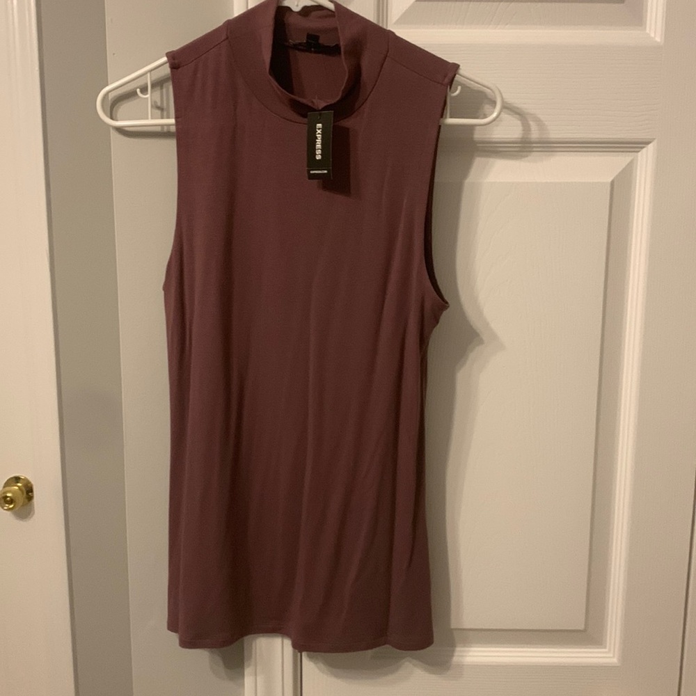 NWT Express maroon sleeveless mock turtleneck top